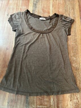 VTG Brown Omgirl Scoop Neck Tee with Short Puff Sleeves